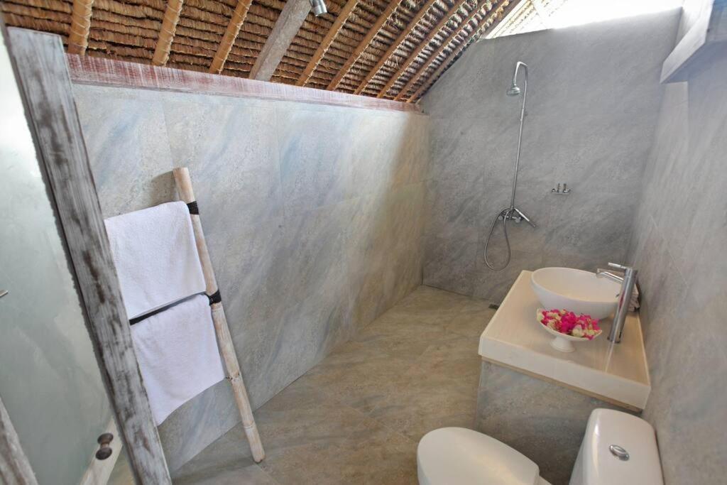 Villa Lumba Lumba - Oceanfront&Spectacular View! Lembongan Exterior foto